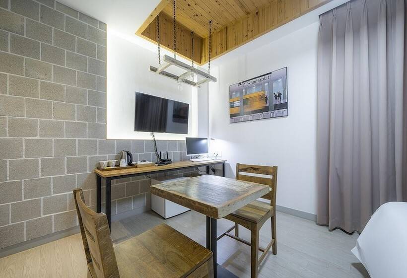 اتاق لوکس, Hound Hotel Changwon Terminal