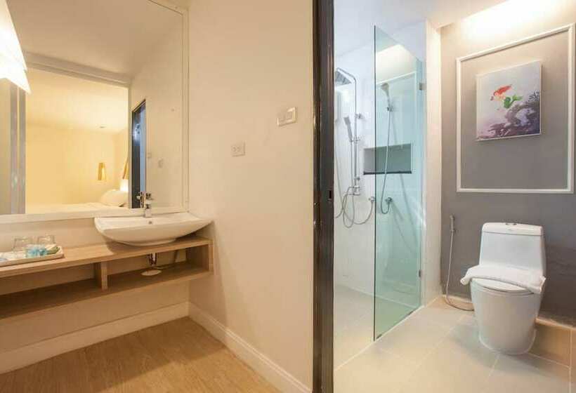 غرفة ديلوكس, The Bed Hatyai