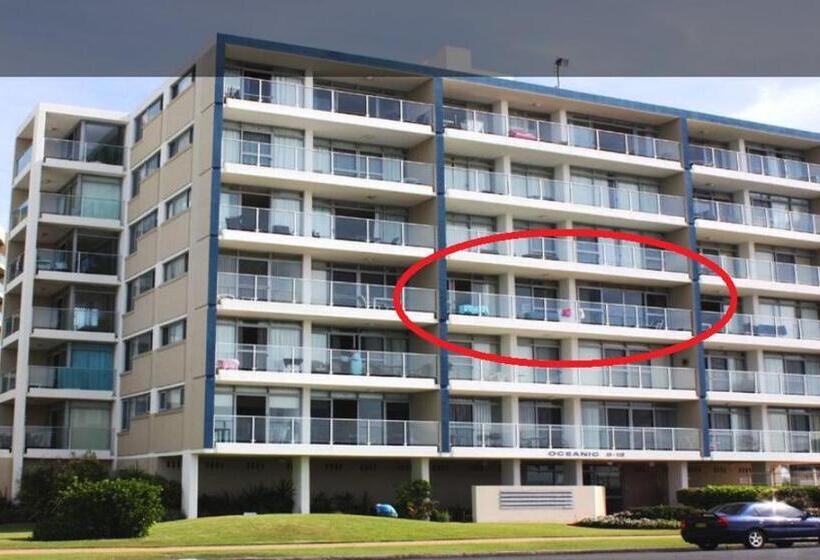 דירת חדר נוף לים, The Dorsal Boutique