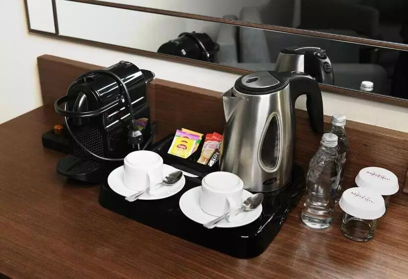 スーペリアースイート, Mercure Istanbul West Hotel & Convention Center