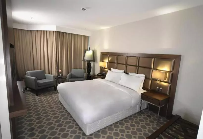 スーペリアースイート, Mercure Istanbul West Hotel & Convention Center