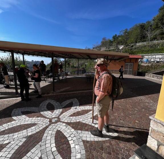 חדר דלוקס, Mamaral