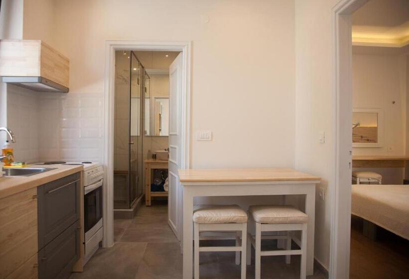 带1个卧室带花园景观的公寓, Artemis Village Apartments & Studios