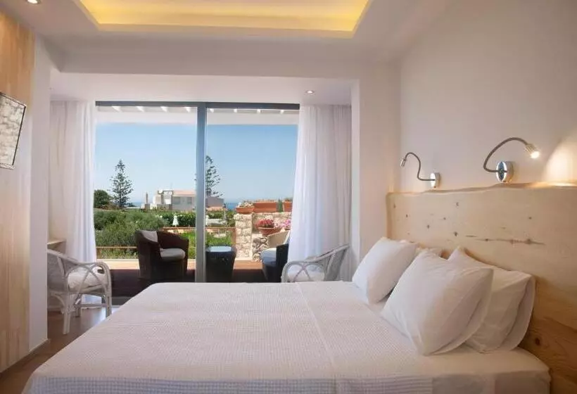 Superior 2-bedroom flat with sea view, Artemis Village Apartments & Studios