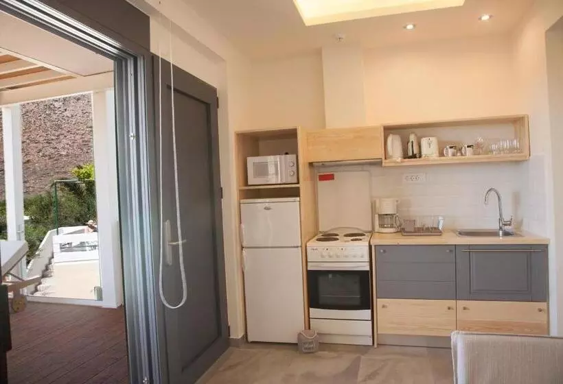 2 Bedroom Family Apartment Sea View, Artemis Village Apartments & Studios