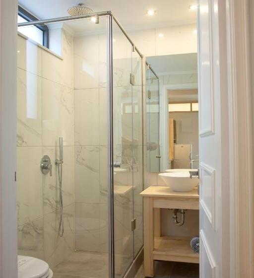 2 Bedrooms Family Apartment Garden View, Artemis Village Apartments & Studios
