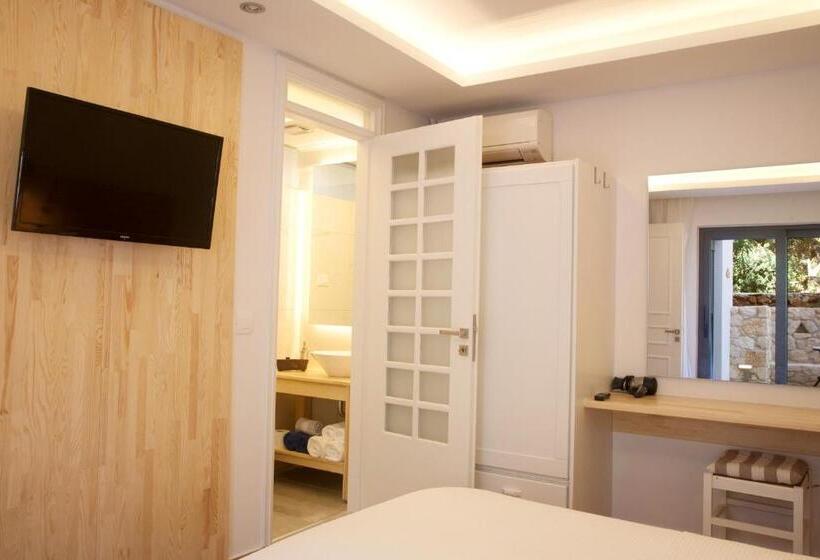 2 Bedrooms Family Apartment Garden View, Artemis Village Apartments & Studios