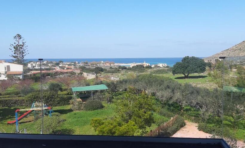 海景套房, Artemis Village Apartments & Studios