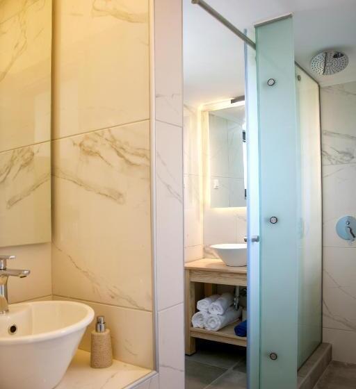 海景套房, Artemis Village Apartments & Studios