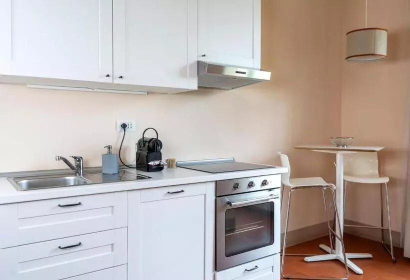 スーペリアスタジオ, B&b Borgo Di Pratavecchie