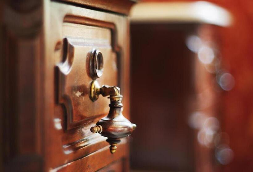 جناح, Amelia Island Williams House