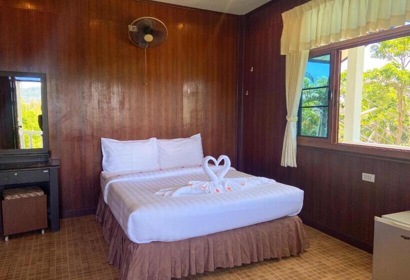 マウンテンビュースタンダードルーム, Golden Hill Resort