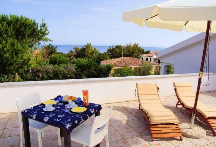 Номер Стандарт Индивидуальный, La Tartaruga Bianca