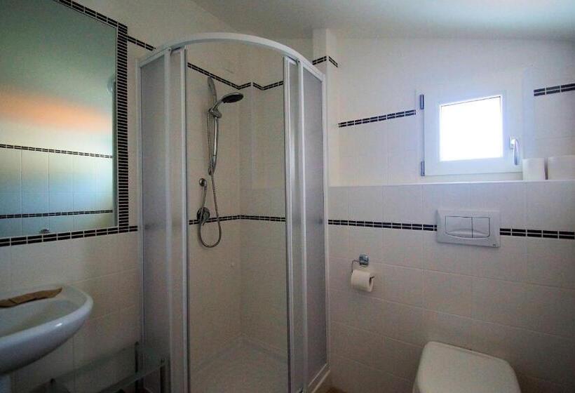 Номер Стандарт Индивидуальный, La Tartaruga Bianca