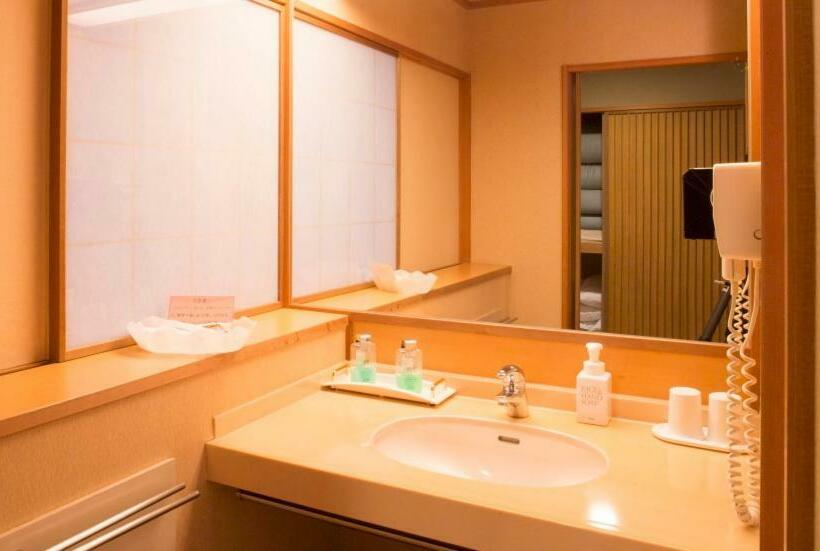 غرفة قياسية, Oushuku Onsen Choeikan