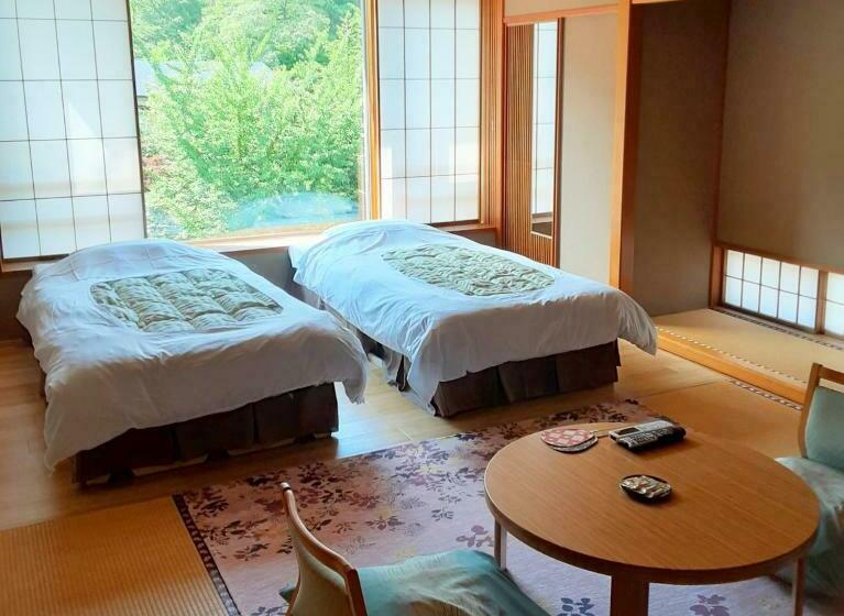 غرفة قياسية, Oushuku Onsen Choeikan