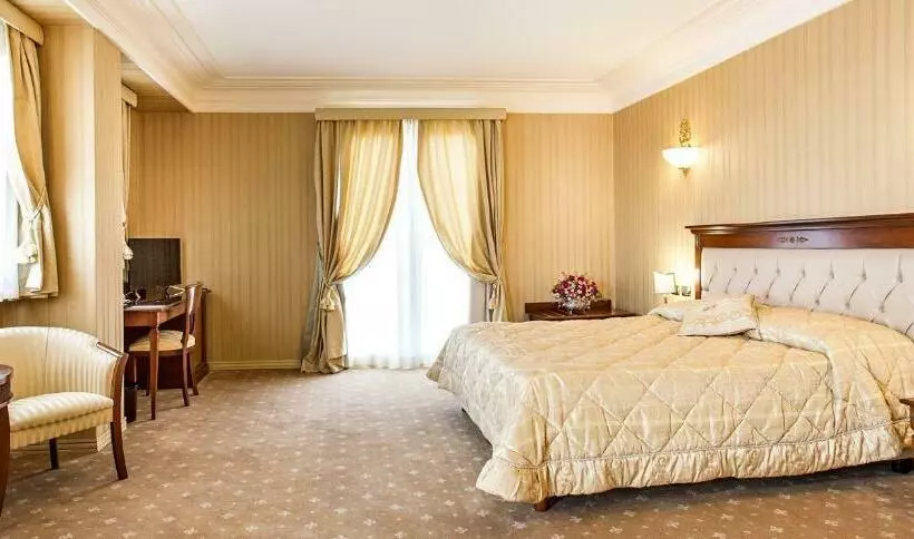 اتاق استاندارد, Ristorante Paradise