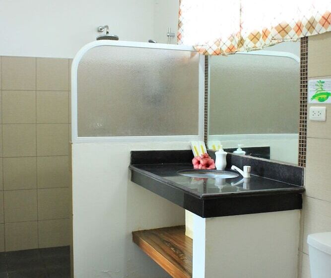 スイート, Vanilla Sky Dive Resort