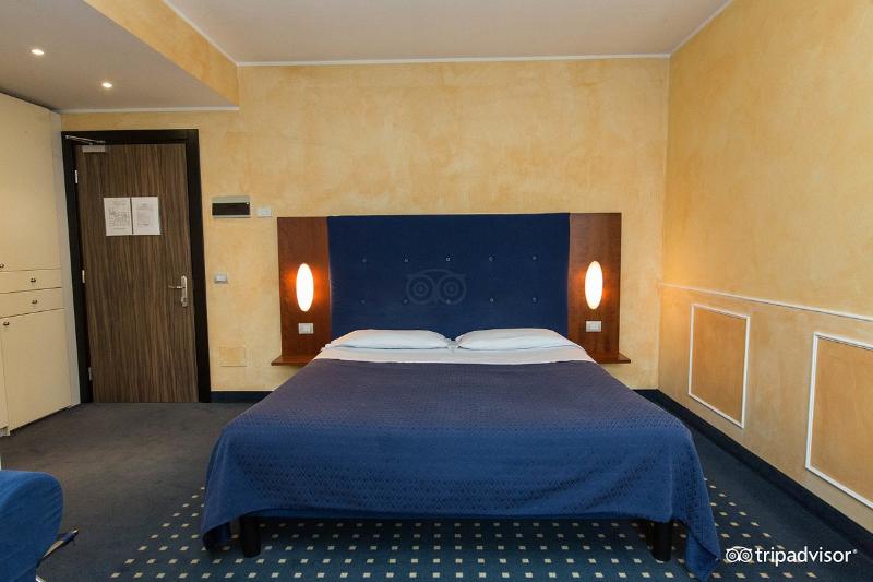 غرفة قياسية, Yp Boutique