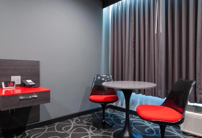 غرفة ديلوكس سرير كينج, Astro Pasadena