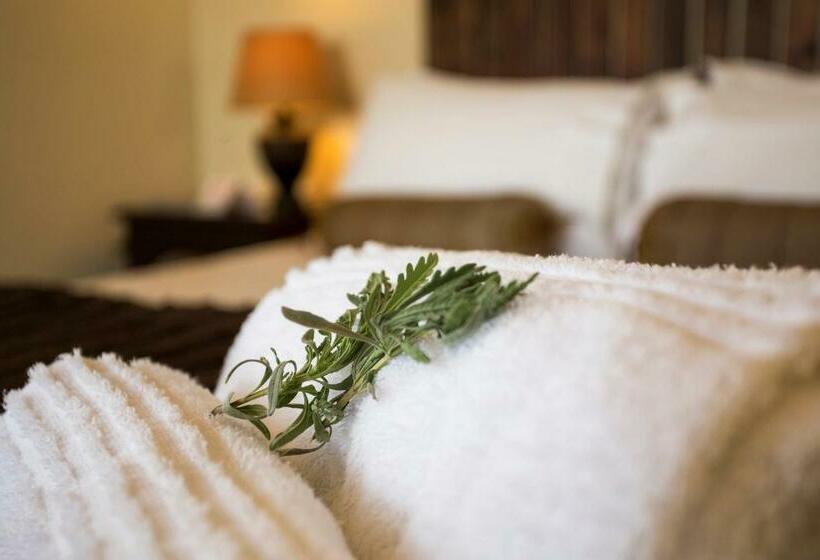 샬레, Nabana Lodge