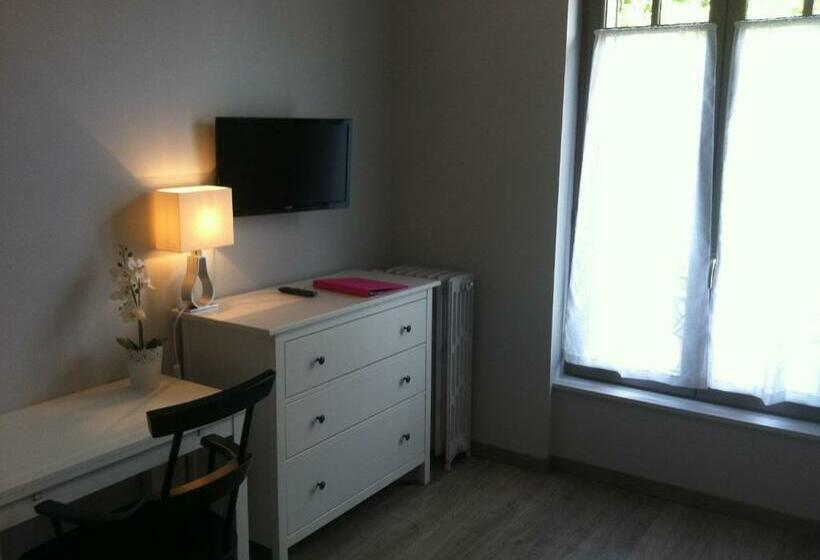 إستوديو قياسى, Vichy Résidencia