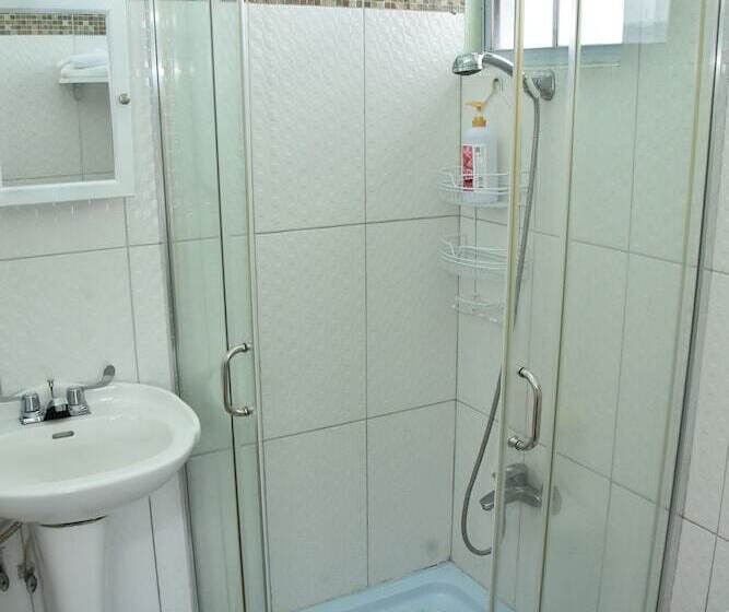 컴포트 싱글 룸, Aanola Villas