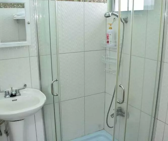 اتاق راحتی یک تخته, Aanola Villas