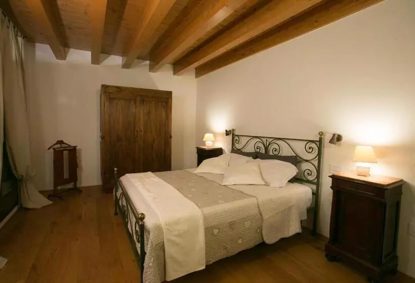 Standard room with outdoor bath, Ca' Gemma