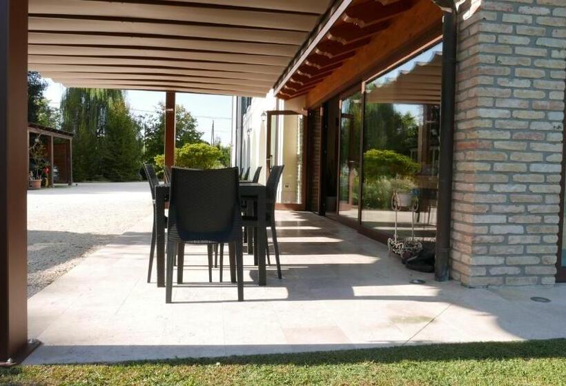 Standard room with outdoor bath, Ca' Gemma