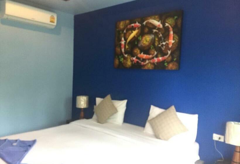 スタンダードルーム, Baan Suan Ta