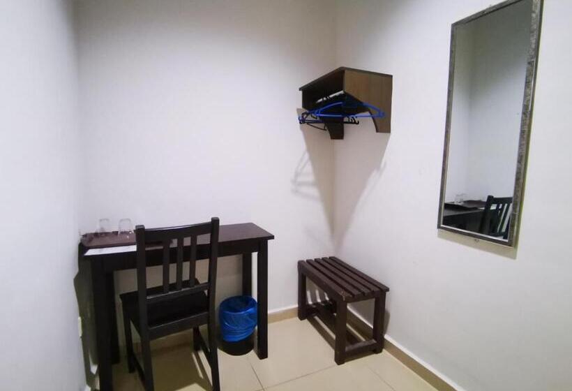 豪华三人间, Clover Hotel Port Dickson