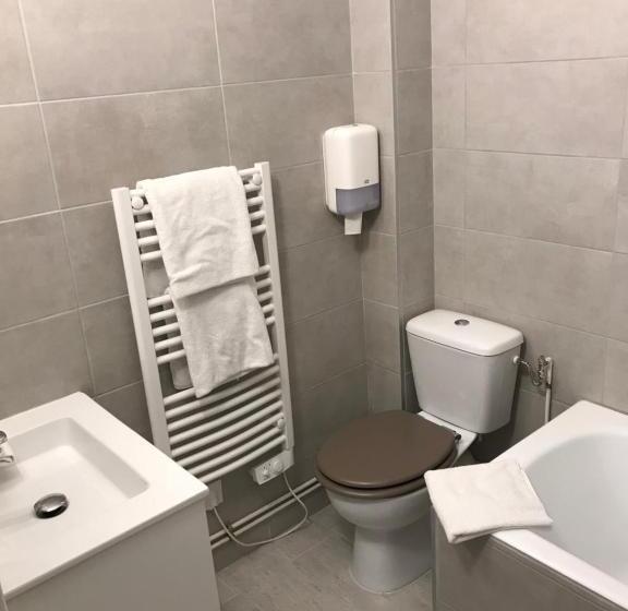 غرفة قياسية, De La Bonnheure