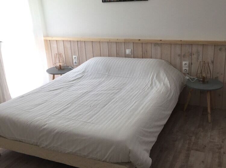 غرفة سوبيريور, De La Bonnheure