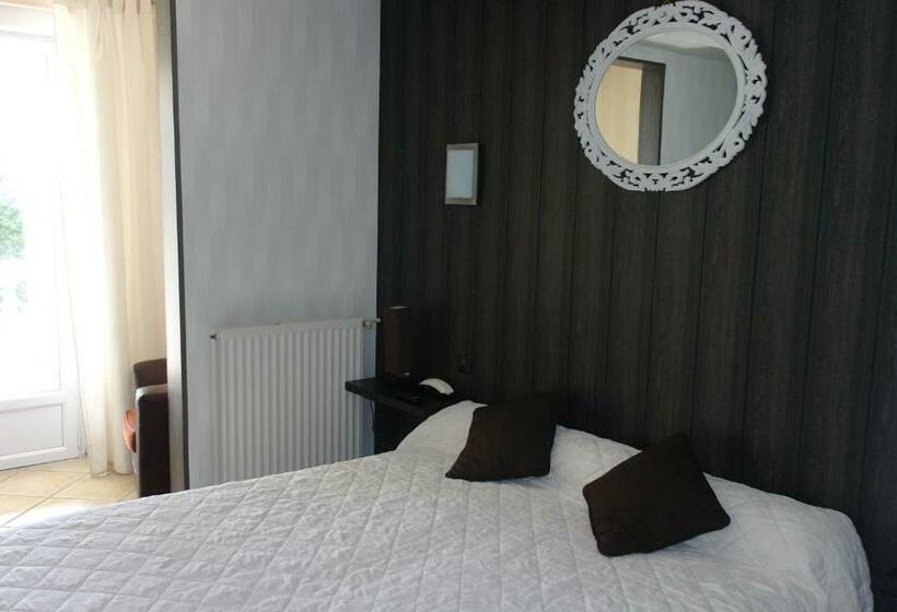 חדר קומפורט, Hostellerie Saint Clément