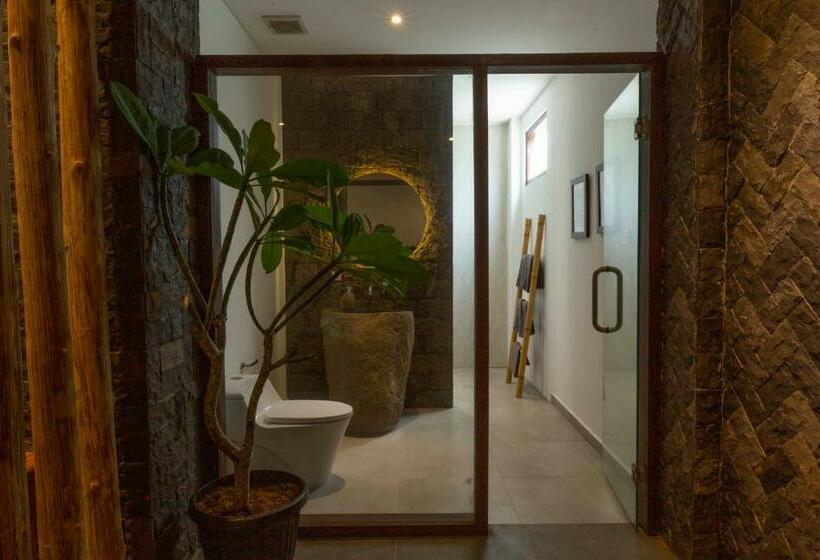 スイート（家族用）, Nero North