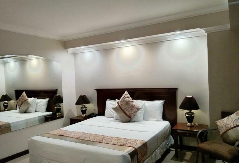 Стандартный Номер Кровать Кинг, Valentinos