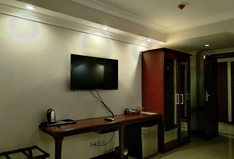 غرفة قياسية سرير كينج, Valentinos