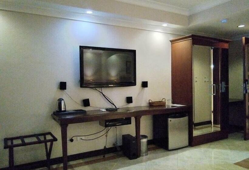 غرفة إدارية سرير كينج, Valentinos