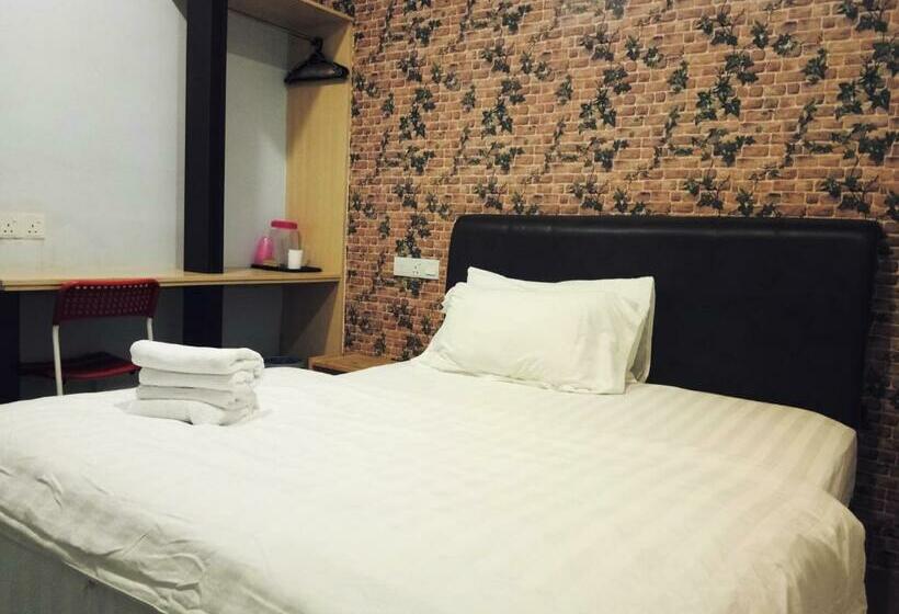 חדר דלוקס, Zamburger Bentong