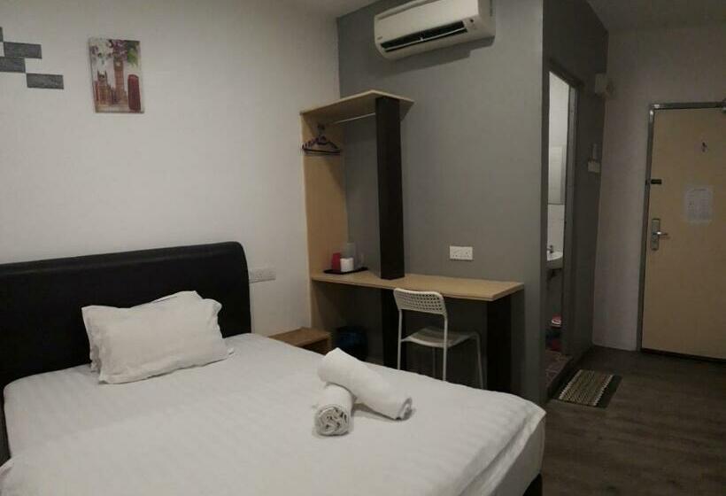 Номер Deluxe, Zamburger Bentong