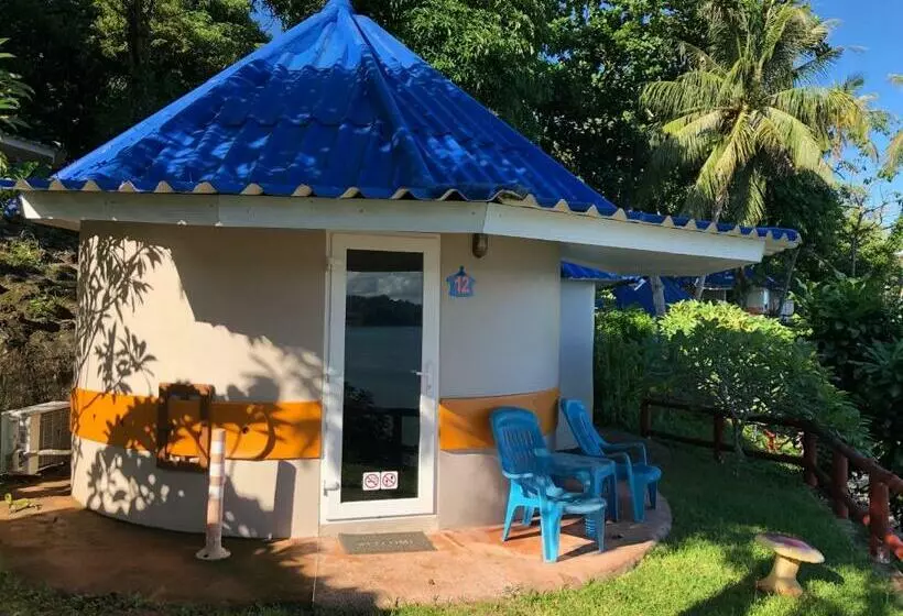 オーシャンビューのスタンダードバンガロー, Koh Mak Buri Hut Natural Resort