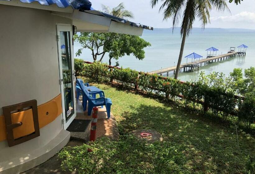 바다 전망 스탠다드 방갈로, Koh Mak Buri Hut Natural Resort