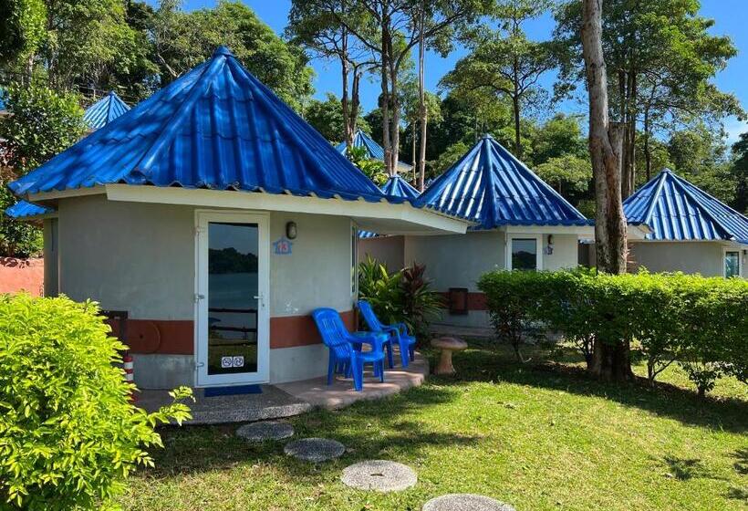 Бунгало Стандарт Вид на Море, Koh Mak Buri Hut Natural Resort
