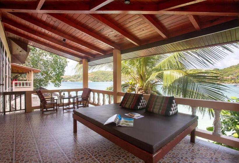 بنگله خانوادگی, Koh Tao Relax Freedom Beach Resort