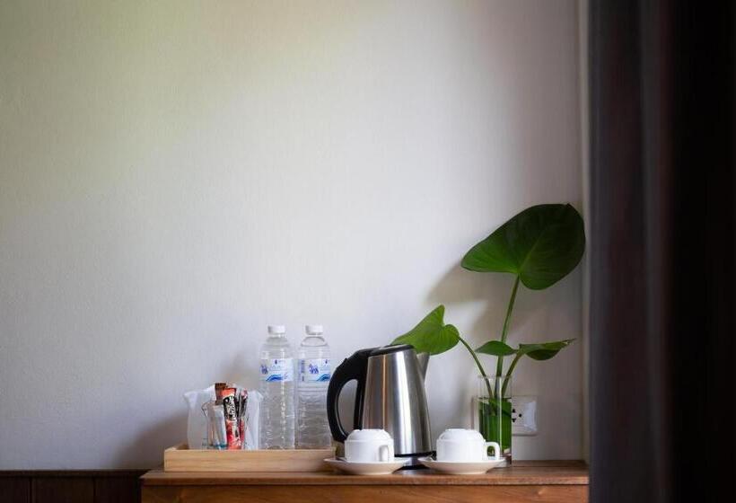 بنگله خانوادگی, Koh Tao Relax Freedom Beach Resort