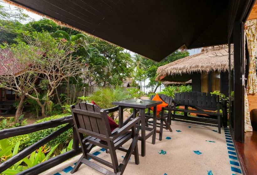 Superior Bungalow, Palm Leaf Resort Koh Tao