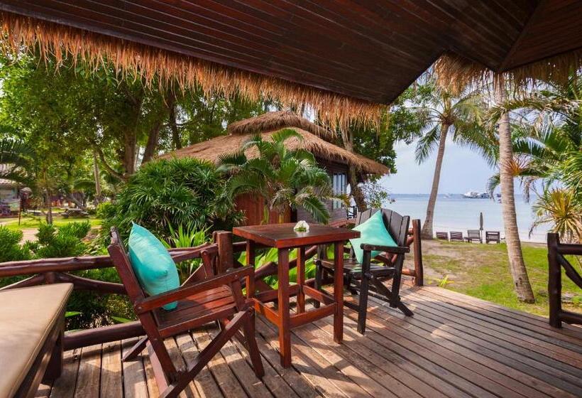 Deluxe Bungalow, Palm Leaf Resort Koh Tao