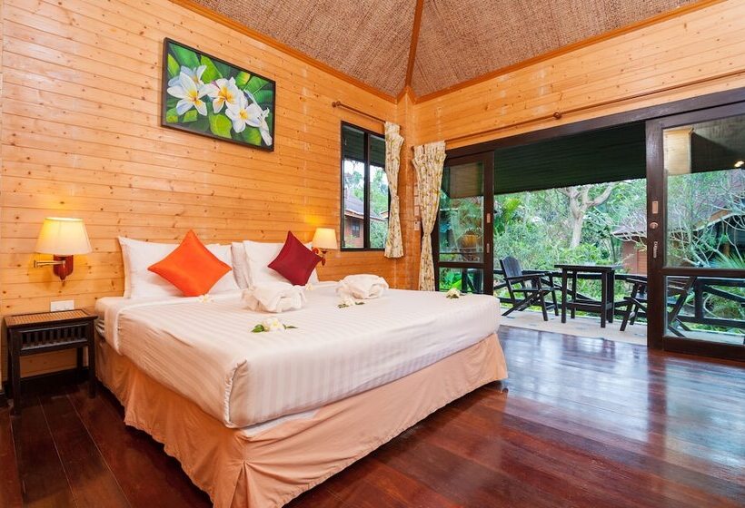 Superior Bungalow, Palm Leaf Resort Koh Tao