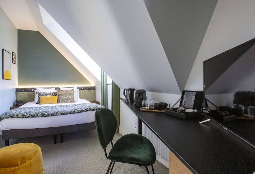 اتاق استاندارد, Le Château Des Forges